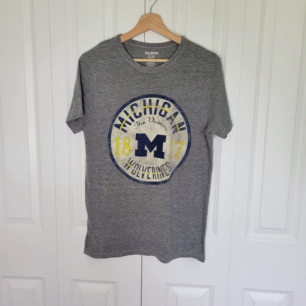 ProEdge Mens Medium University of Michigan T-Shirt Gray